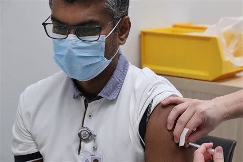 covid vaccine singapore news